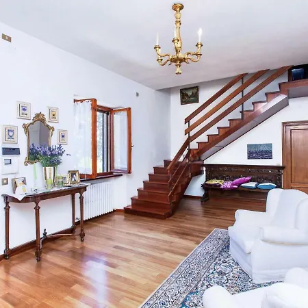 Apartamento Locazione Turistica Podere Caldaruccio La Pineta